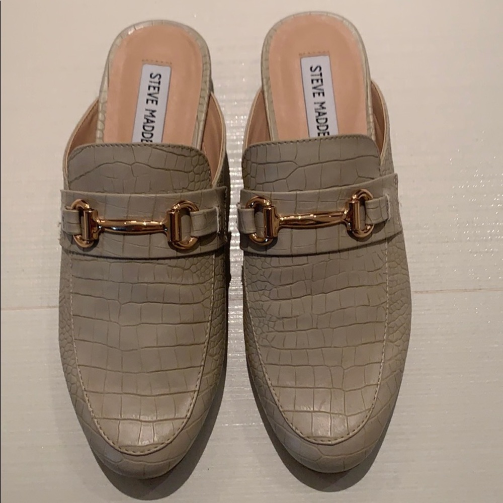 Steve Madden kandi taupe croc slides
